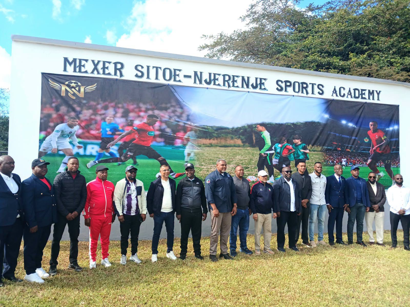 Ministro da Juventude e Desporto inaugura Academia de Futebol Mexer Sitoe – Njerenje Sports Academy em Manica